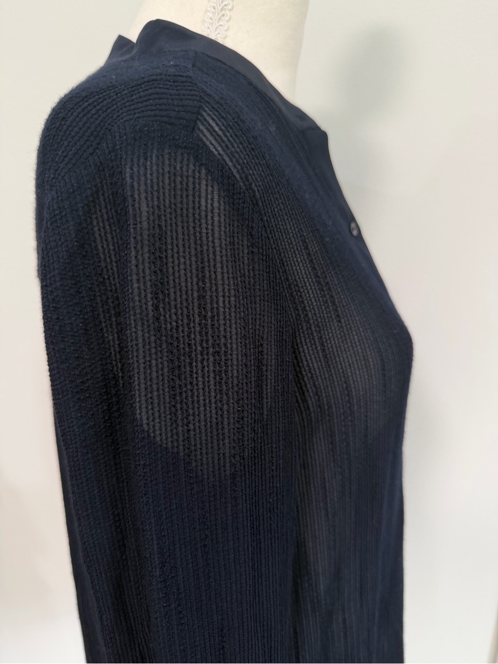 Vince Silk Blend Navy Sheer Blouse Minimalist Luxury Tunic Top Size 4 - Picture 3 of 8